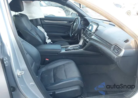 2018 Honda Accord Sport 2.0T z USA, uszkodzony, nr VIN 1HGCV2F33JA009445